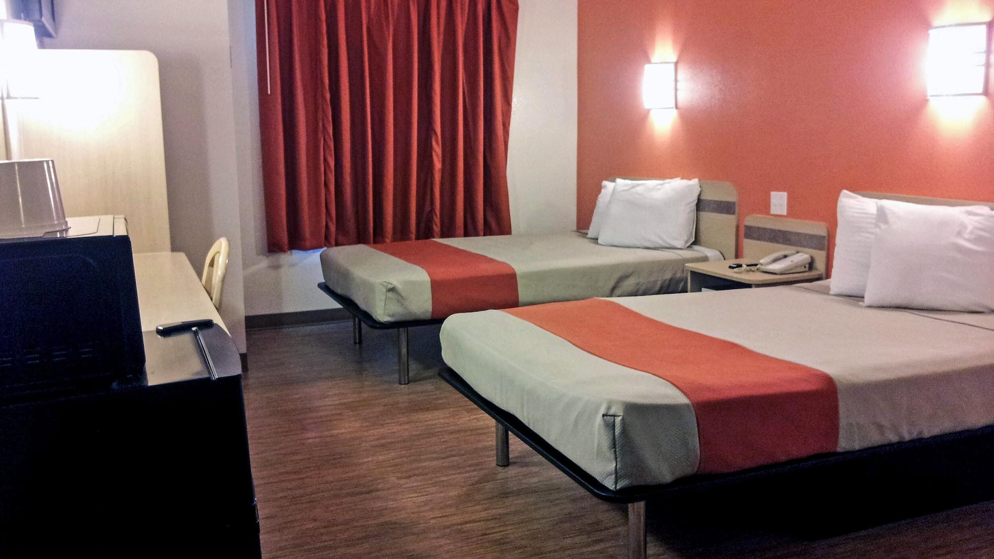 Motel 6 Sinton Tx Exterior photo